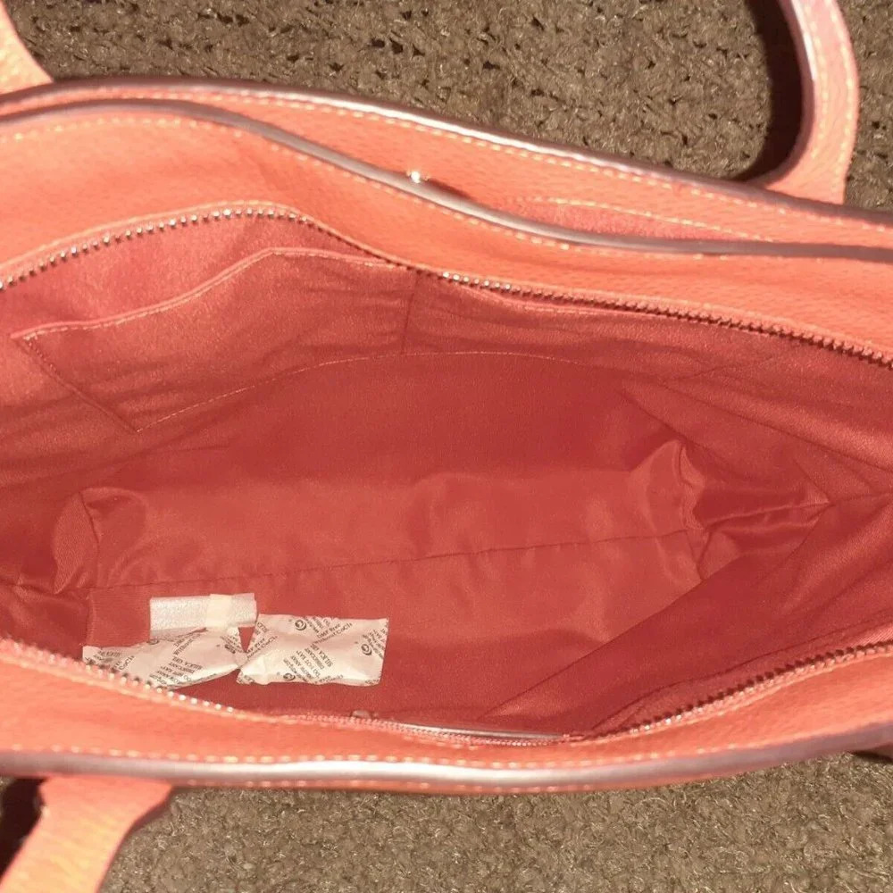 COACH-Turn Lock Town Tote-Scarlet Red Pebbled Leather-Silver Hardware-NEW - Picture 7 of 8